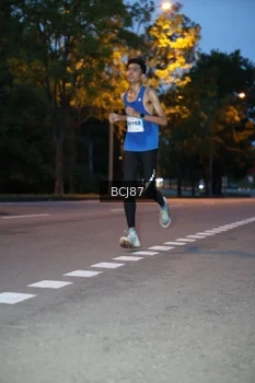 Runner Photo 2220106