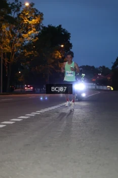 Runner Photo 2220108