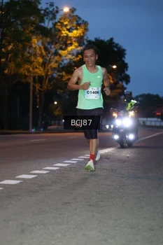 Runner Photo 2220119