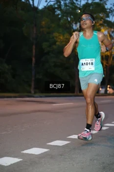 Runner Photo 2220132