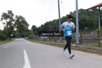 Runner Photo 2220399