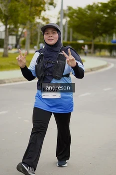 Runner Photo 2220585