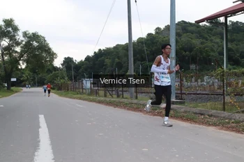 Runner Photo 2220887