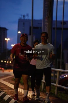 Runner Photo 2220904