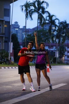 Runner Photo 2220950