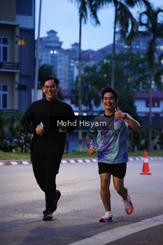 Runner Photo 2220967