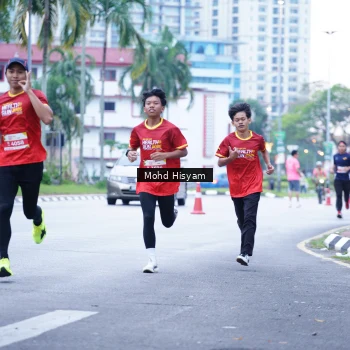 Runner Photo 2221087