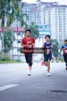 Runner Photo 2221147