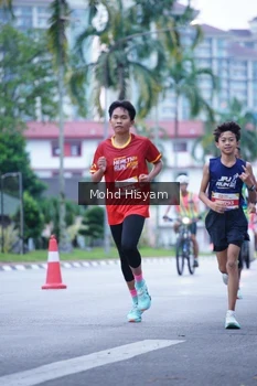 Runner Photo 2221151