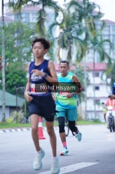 Runner Photo 2221168