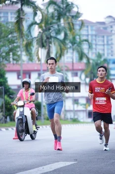 Runner Photo 2221184