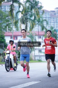 Runner Photo 2221189