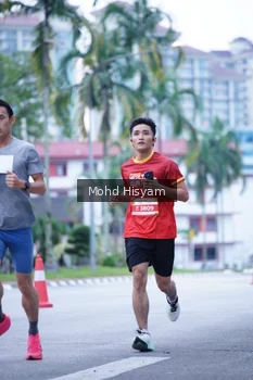 Runner Photo 2221190