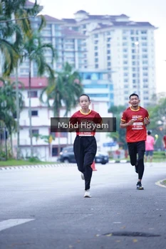 Runner Photo 2221249