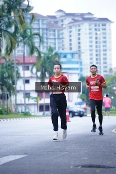 Runner Photo 2221254