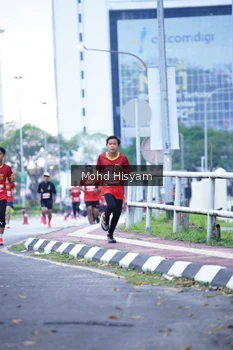 Runner Photo 2221290