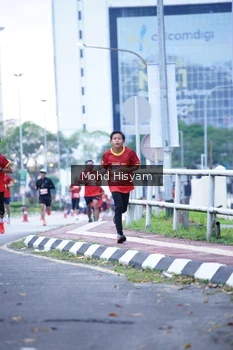 Runner Photo 2221294