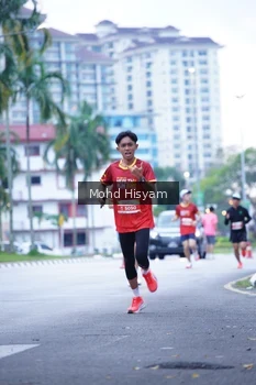 Runner Photo 2221296