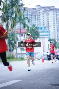Runner Photo 2221311