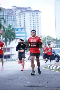 Runner Photo 2221394