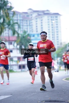 Runner Photo 2221399