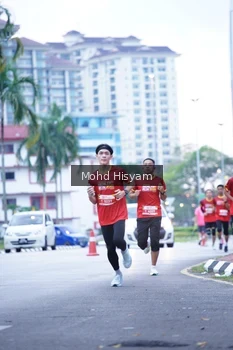 Runner Photo 2221426
