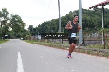 Runner Photo 2221648