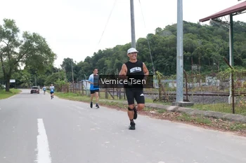 Runner Photo 2221712