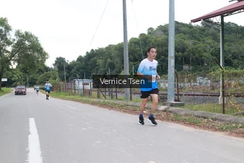 Runner Photo 2221736