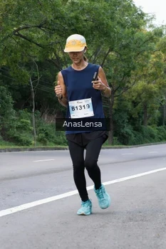 Runner Photo 2221746