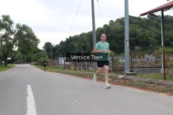 Runner Photo 2221791