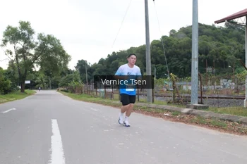Runner Photo 2221820
