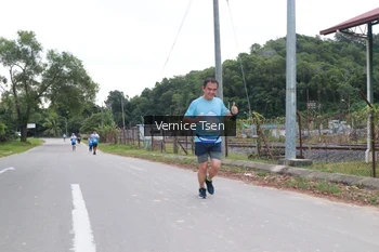 Runner Photo 2222066