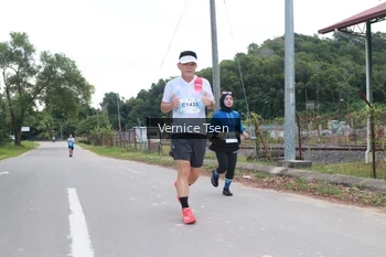 Runner Photo 2222201