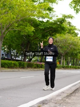 Runner Photo 2225332
