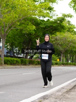 Runner Photo 2225347