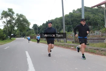 Runner Photo 2226307