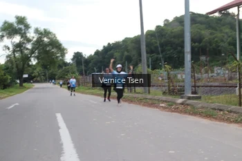 Runner Photo 2226356
