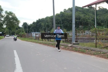 Runner Photo 2226497