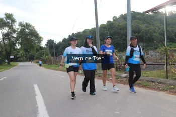 Runner Photo 2227129