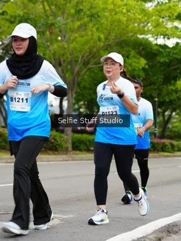 Runner Photo 2227573
