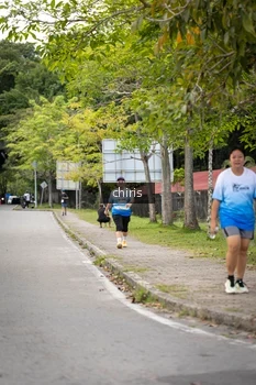 Runner Photo 2228345