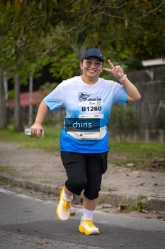 Runner Photo 2228360