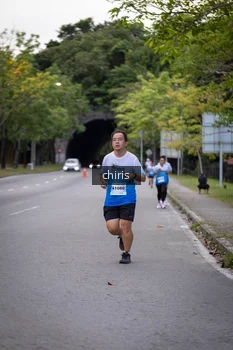 Runner Photo 2228419