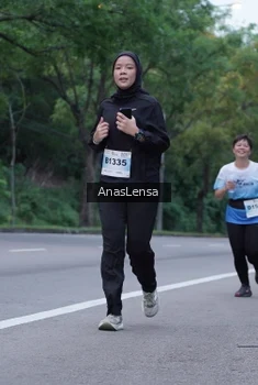 Runner Photo 2228931