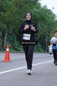 Runner Photo 2228933