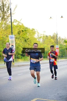 Runner Photo 2228965