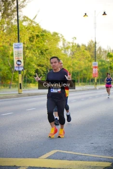 Runner Photo 2229243