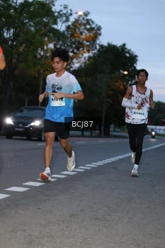Runner Photo 2229325