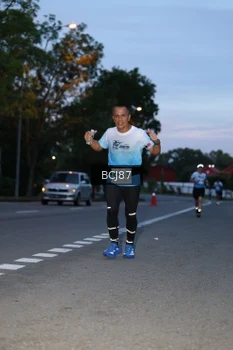 Runner Photo 2229347